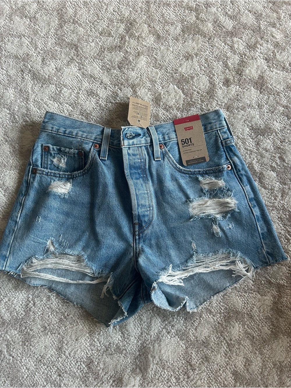 NWT LEVI JEAN SHORTS